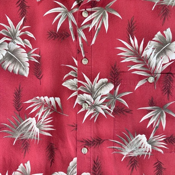 Batik Bay Red Floral Print Short Sleeve Button Up Collared Hawaiian Shirt Large - Picture 8 of 11